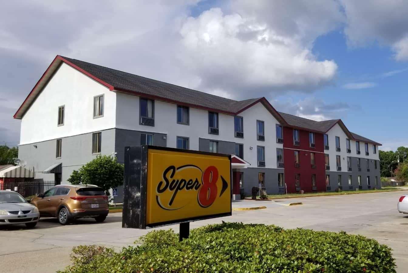 Super 8 By Wyndham Lafayette La Ξενοδοχείο Εξωτερικό φωτογραφία
