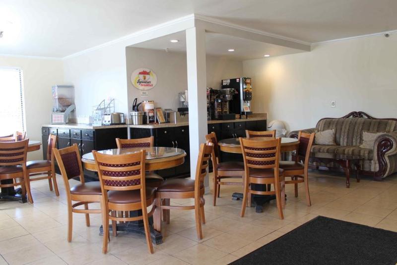 Super 8 By Wyndham Lafayette La Ξενοδοχείο Εξωτερικό φωτογραφία